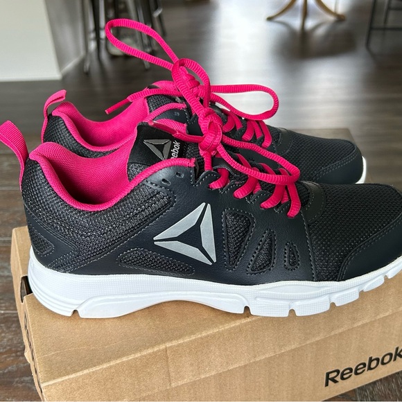 Women’s Reebok Trainers, size 7 - Picture 3 of 4